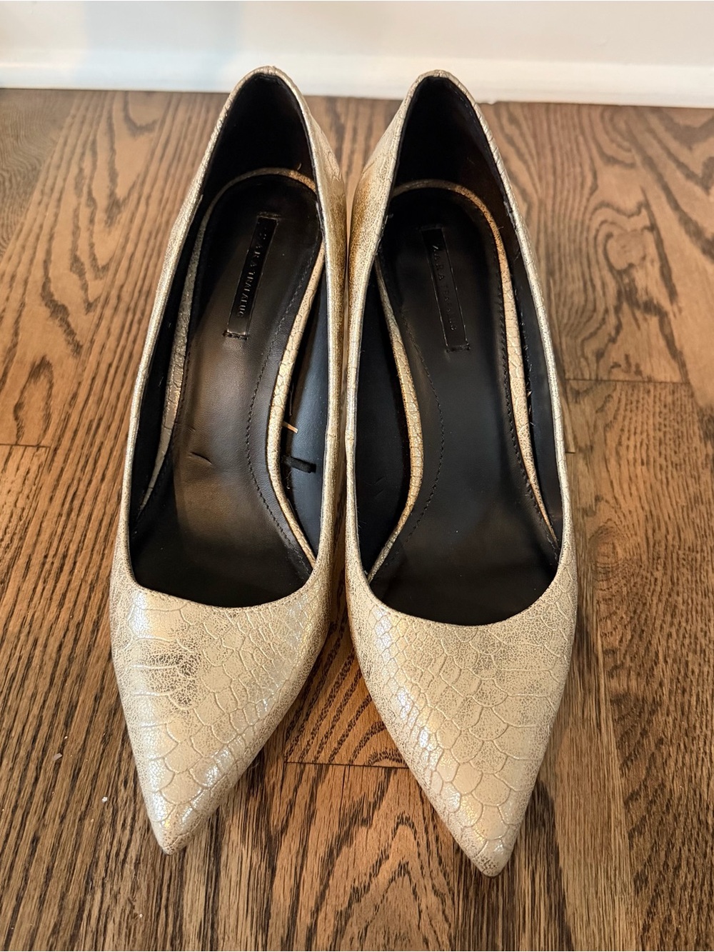 Zara Trafaluc Gold Snake Embossed Leather Pointed Toe Pump Slip On 8